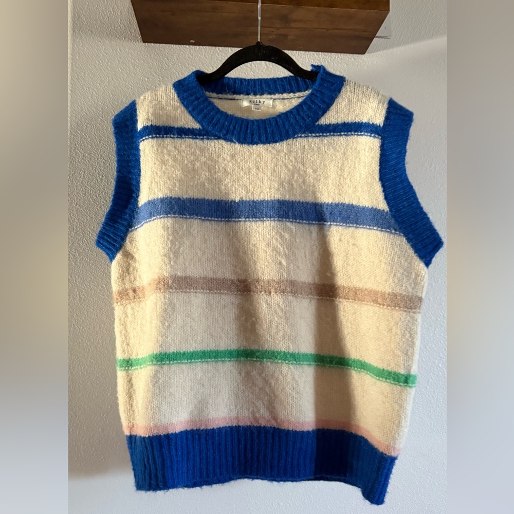 Kilky Striped Sleeveless Sweater